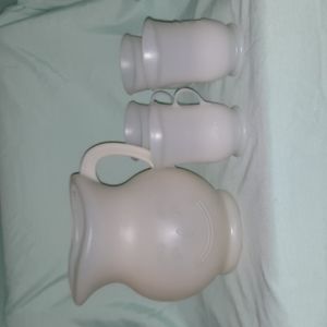 Vintage Plastic Kool-Aid Pitcher with 4 Cups